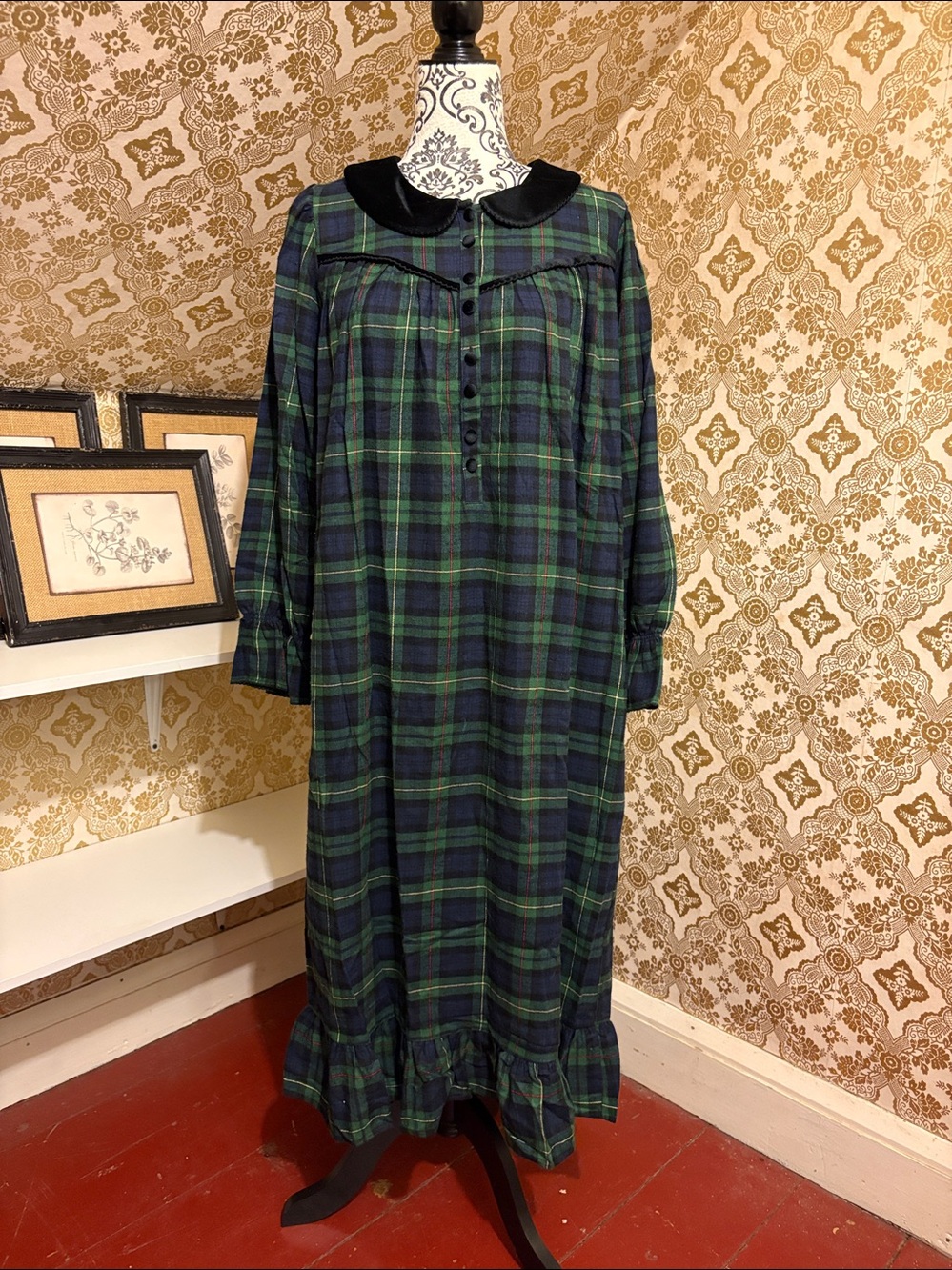 Vintage Erika Taylor Intimates Flannel Nightgown